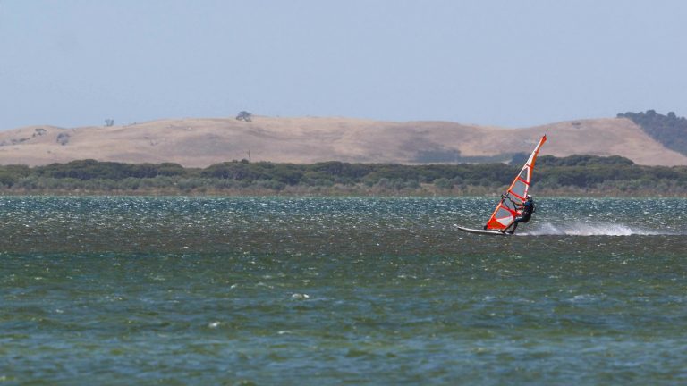 Lake George - Sailor: Derryn Arthur - Photo: Gary Issac